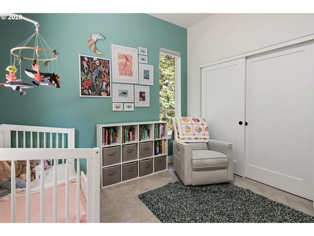 9735 Nw LILAC Ct, Portland, OR 97231