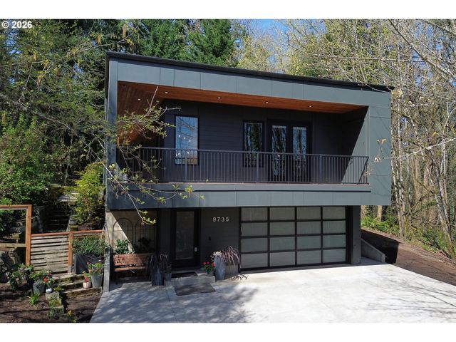 9735 Nw LILAC Ct, Portland, OR 97231