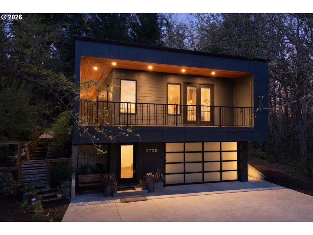 9735 Nw LILAC Ct, Portland, OR 97231