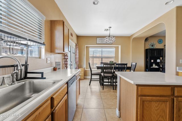 1002 S SLATER Circle, Mesa, AZ 85206