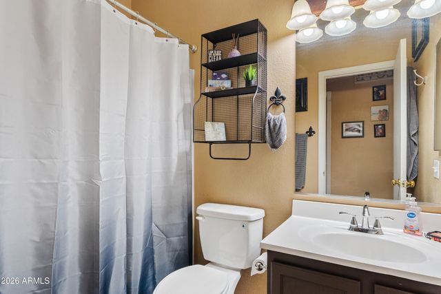 1002 S SLATER Circle, Mesa, AZ 85206