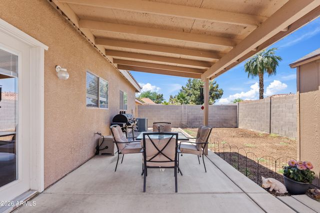 1002 S SLATER Circle, Mesa, AZ 85206