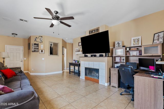 1002 S SLATER Circle, Mesa, AZ 85206