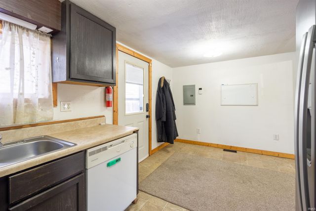 212 W 38th Street, Marion, IN 46953