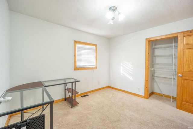 212 W 38th Street, Marion, IN 46953