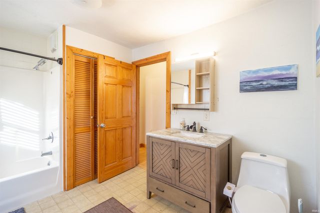 212 W 38th Street, Marion, IN 46953