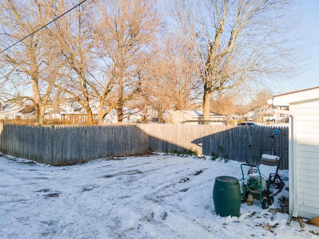 212 W 38th Street, Marion, IN 46953