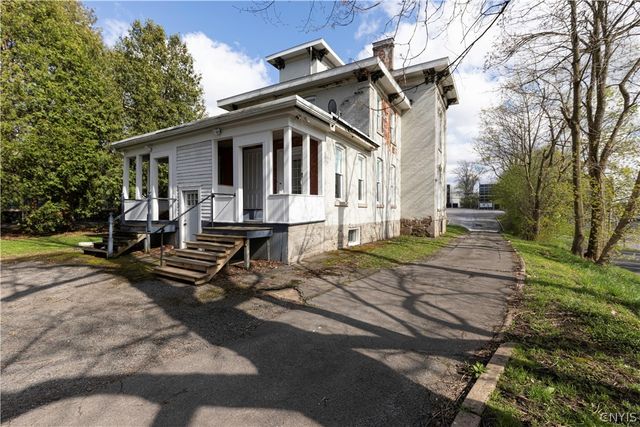 205 Highland Avenue, Syracuse, NY 13203