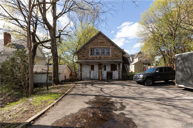 205 Highland Avenue, Syracuse, NY 13203