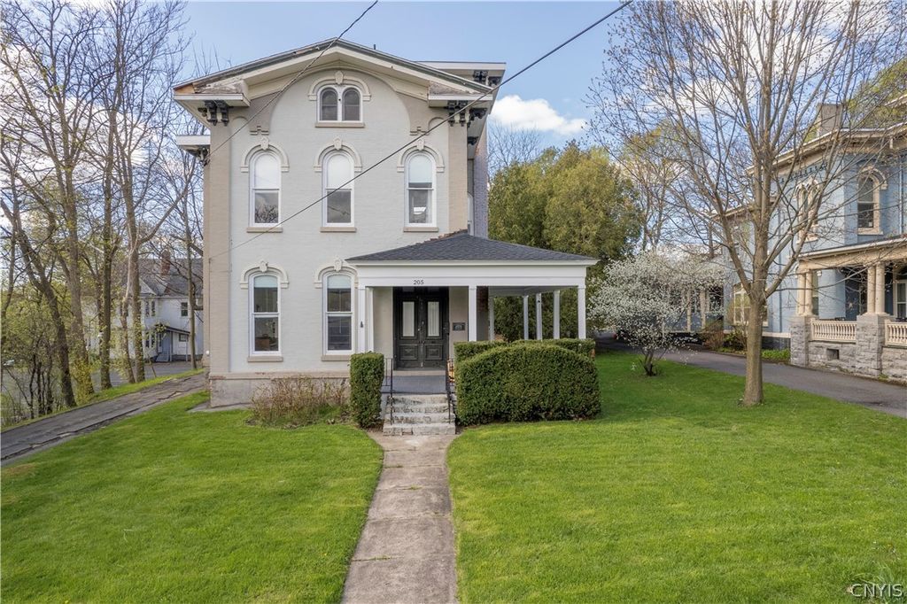 205 Highland Avenue, Syracuse, NY 13203