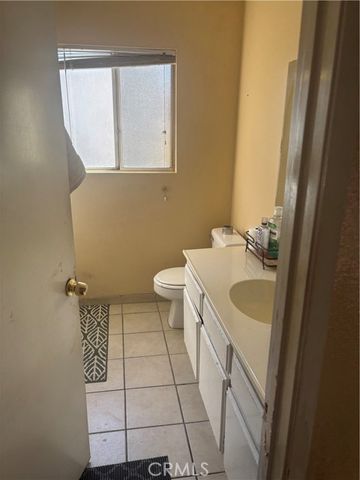 11545 Honeyglen, Pacoima (los Angeles), CA 91331