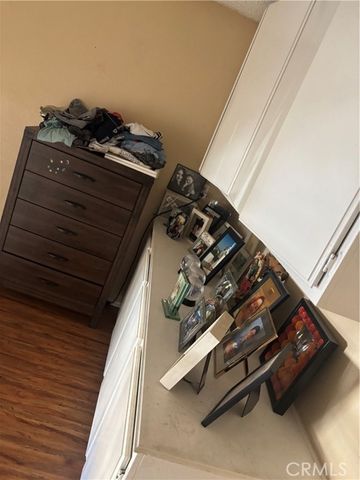 11545 Honeyglen, Pacoima (los Angeles), CA 91331