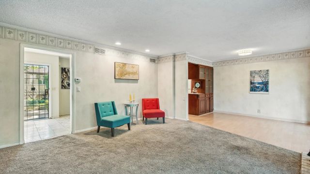 5931 Howell Drive 14, La Mesa, CA 91942