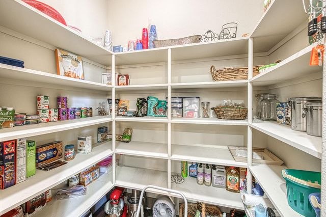 42021 Bretz Camp Lane, Shaver Lake, CA 93664