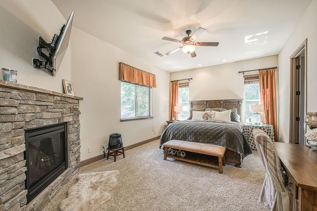 42021 Bretz Camp Lane, Shaver Lake, CA 93664