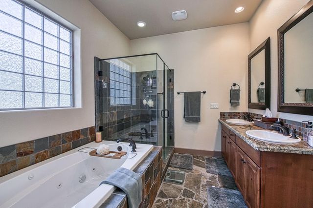 42021 Bretz Camp Lane, Shaver Lake, CA 93664
