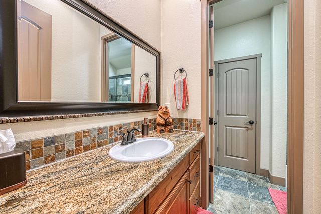 42021 Bretz Camp Lane, Shaver Lake, CA 93664