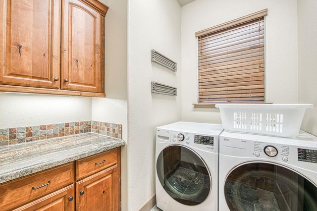 42021 Bretz Camp Lane, Shaver Lake, CA 93664