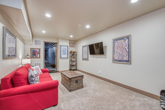 42021 Bretz Camp Lane, Shaver Lake, CA 93664