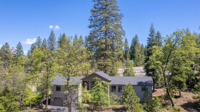 42021 Bretz Camp Lane, Shaver Lake, CA 93664