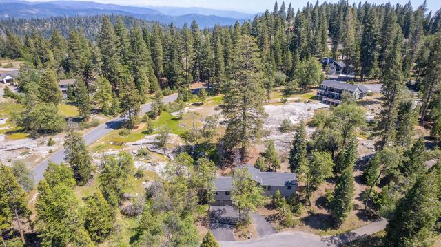 42021 Bretz Camp Lane, Shaver Lake, CA 93664