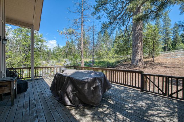 42021 Bretz Camp Lane, Shaver Lake, CA 93664