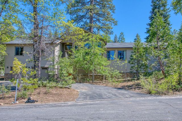 42021 Bretz Camp Lane, Shaver Lake, CA 93664