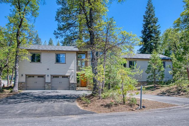 42021 Bretz Camp Lane, Shaver Lake, CA 93664