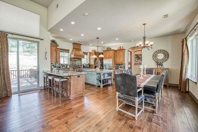 42021 Bretz Camp Lane, Shaver Lake, CA 93664