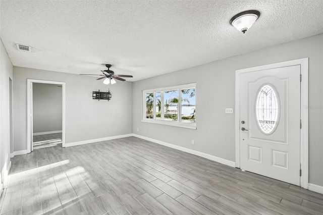 1222 LAKE ARIANA BOULEVARD, Auburndale, FL 33823