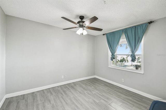 1222 LAKE ARIANA BOULEVARD, Auburndale, FL 33823