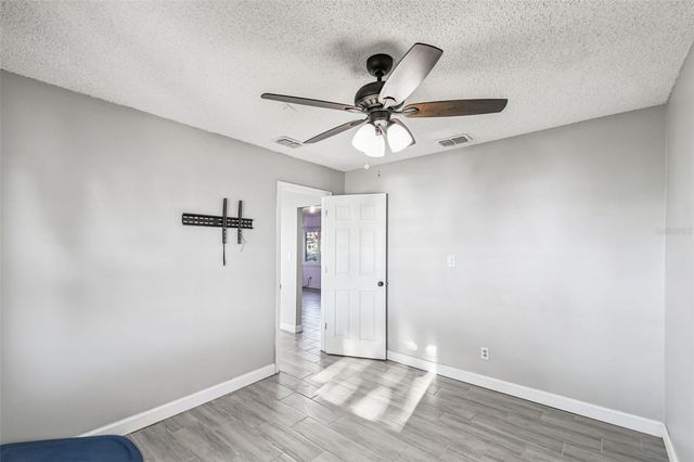 1222 LAKE ARIANA BOULEVARD, Auburndale, FL 33823