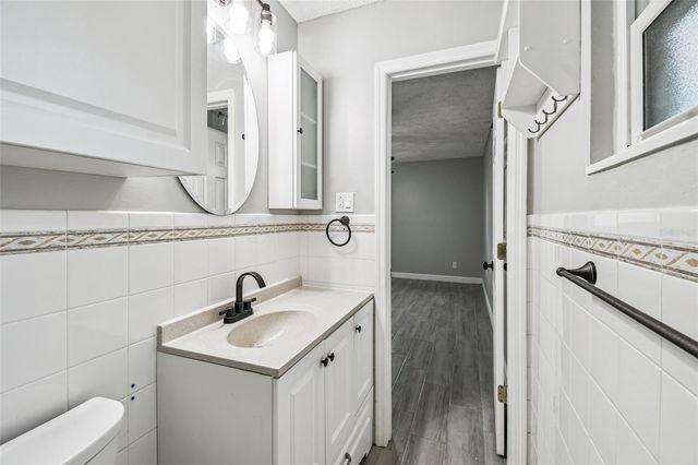 1222 LAKE ARIANA BOULEVARD, Auburndale, FL 33823