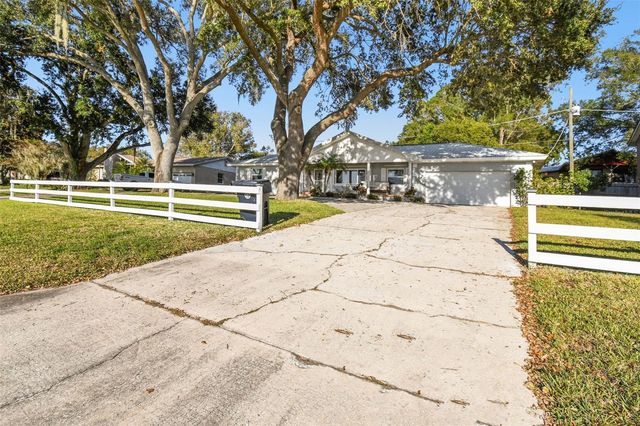 1222 LAKE ARIANA BOULEVARD, Auburndale, FL 33823
