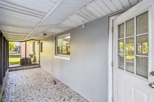 1222 LAKE ARIANA BOULEVARD, Auburndale, FL 33823