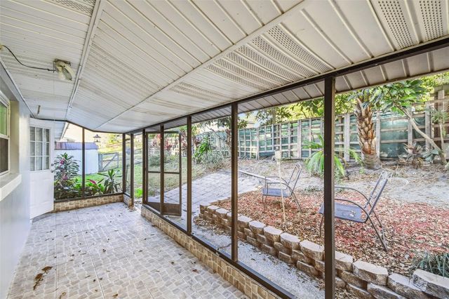 1222 LAKE ARIANA BOULEVARD, Auburndale, FL 33823