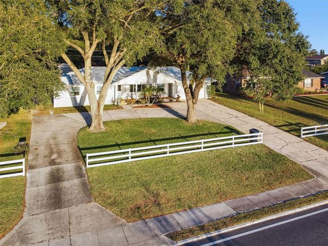 1222 LAKE ARIANA BOULEVARD, Auburndale, FL 33823