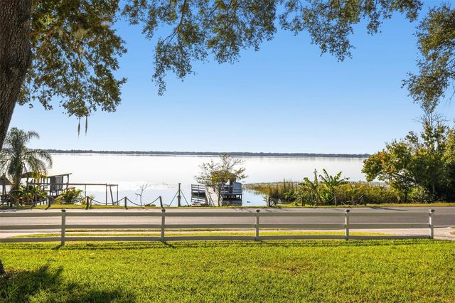 1222 LAKE ARIANA BOULEVARD, Auburndale, FL 33823