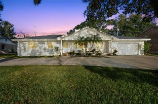 1222 LAKE ARIANA BOULEVARD, Auburndale, FL 33823