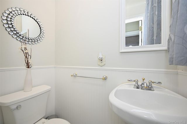 45-20 156th Streets, Flushing, NY 11355