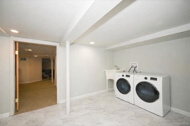 45-20 156th Streets, Flushing, NY 11355