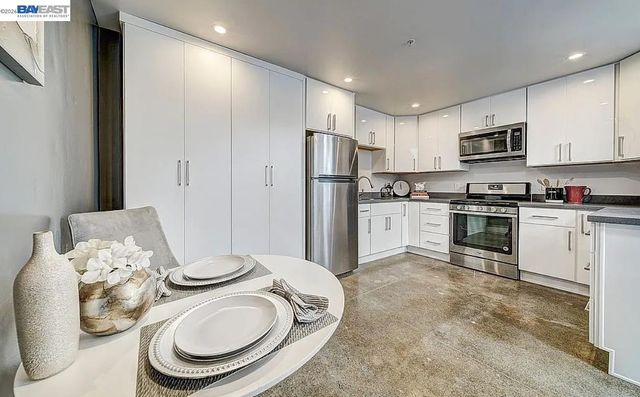 1451 13th Street 1, Oakland, CA 94607