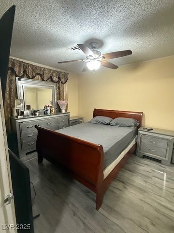 500 South 13 th Street C5, Las Vegas, NV 89101