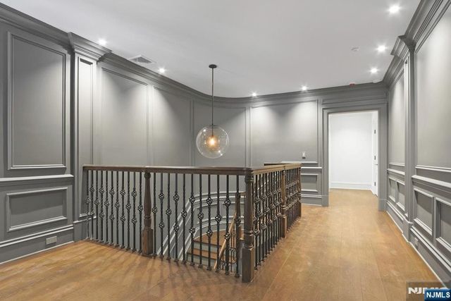 10 Frick Drive, Alpine, NJ 07620