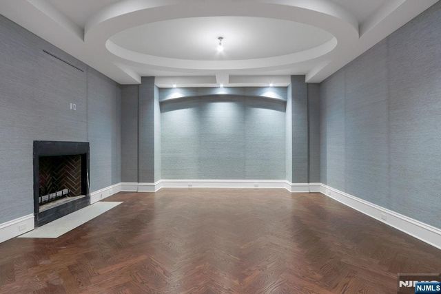 10 Frick Drive, Alpine, NJ 07620