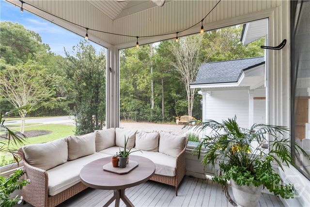 20 Jacobs Circle, Richmond Hill, GA 31324