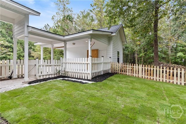 20 Jacobs Circle, Richmond Hill, GA 31324