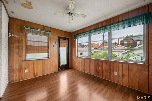 6319 Tholozan Avenue, St Louis, MO 63109