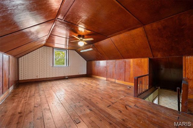 6319 Tholozan Avenue, St Louis, MO 63109