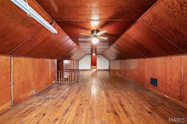 6319 Tholozan Avenue, St Louis, MO 63109